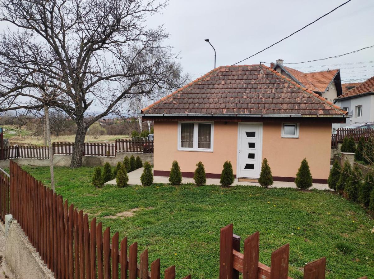Apartmani Trajkovic Soko Banja Exterior foto